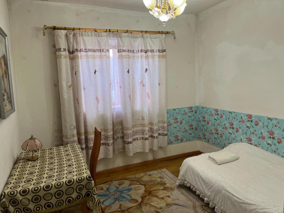 Gana'S Guest House And Tours Ulaanbaatar Exterior foto